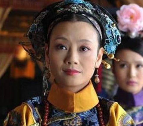 她是雍正的侍妾，一生无忧活到96岁
