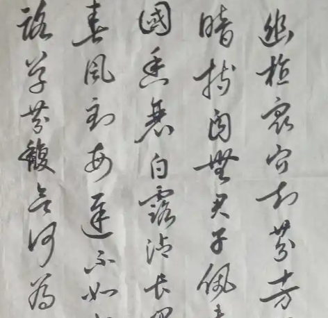 暮春羁旅的悲歌:崔涂春夕中的乡愁与人生困境