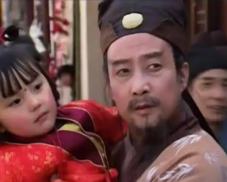 真与假的交织:甄士隐与贾家的隐秘关联