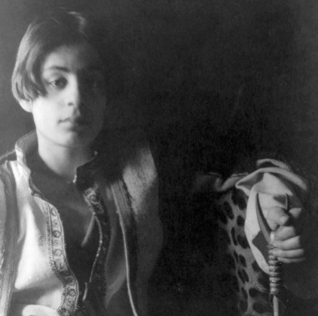 纪哈·纪伯伦：文学星空中永恒的东方先知